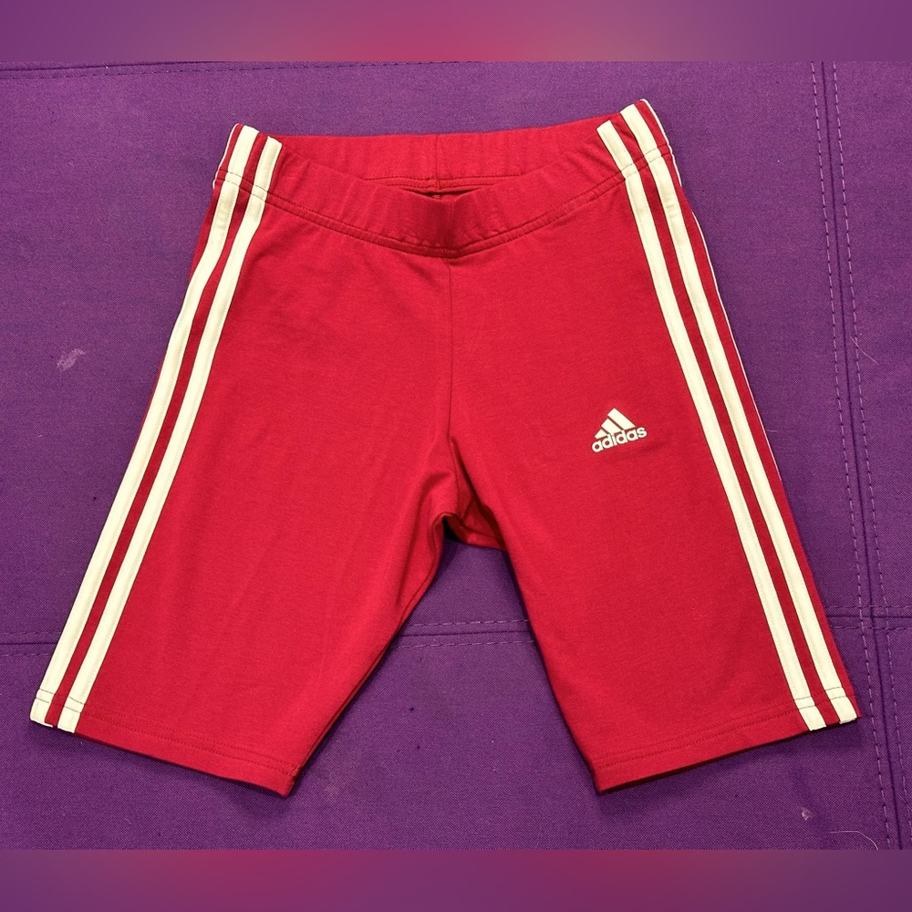 NWT Adidas ESSENTIALS 3-STRIPES BIKE SHORTS - XS